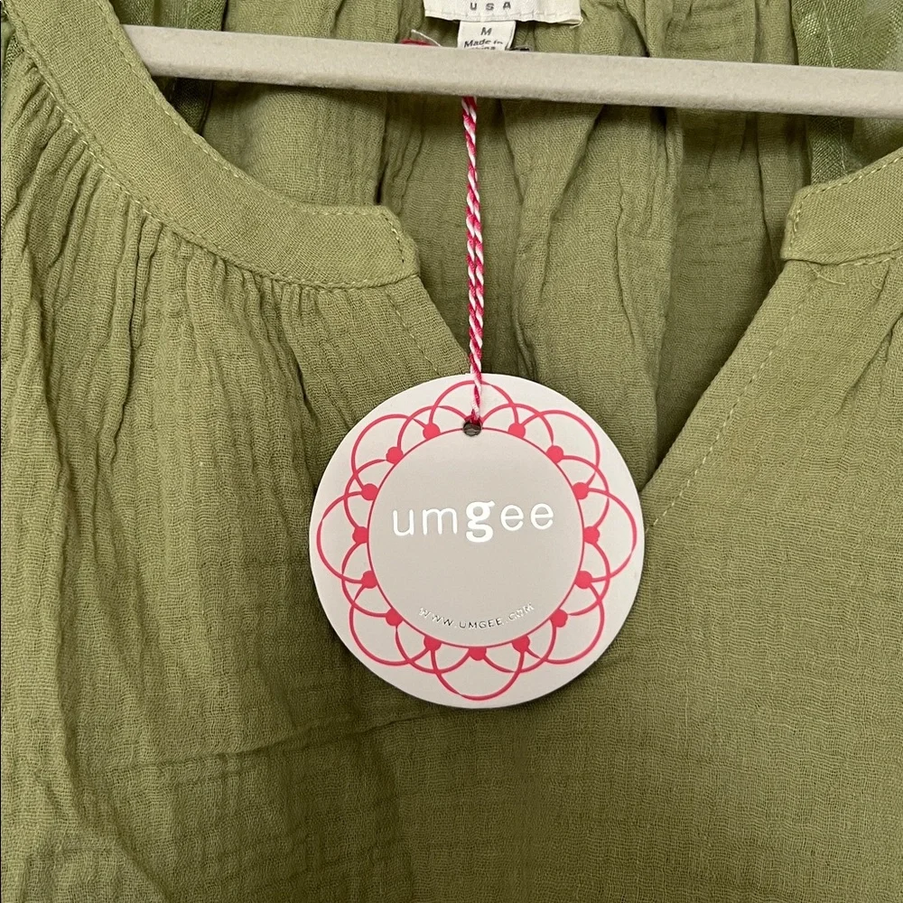 Umgee Sage Green Textured Blouse - Picture 3 of 5